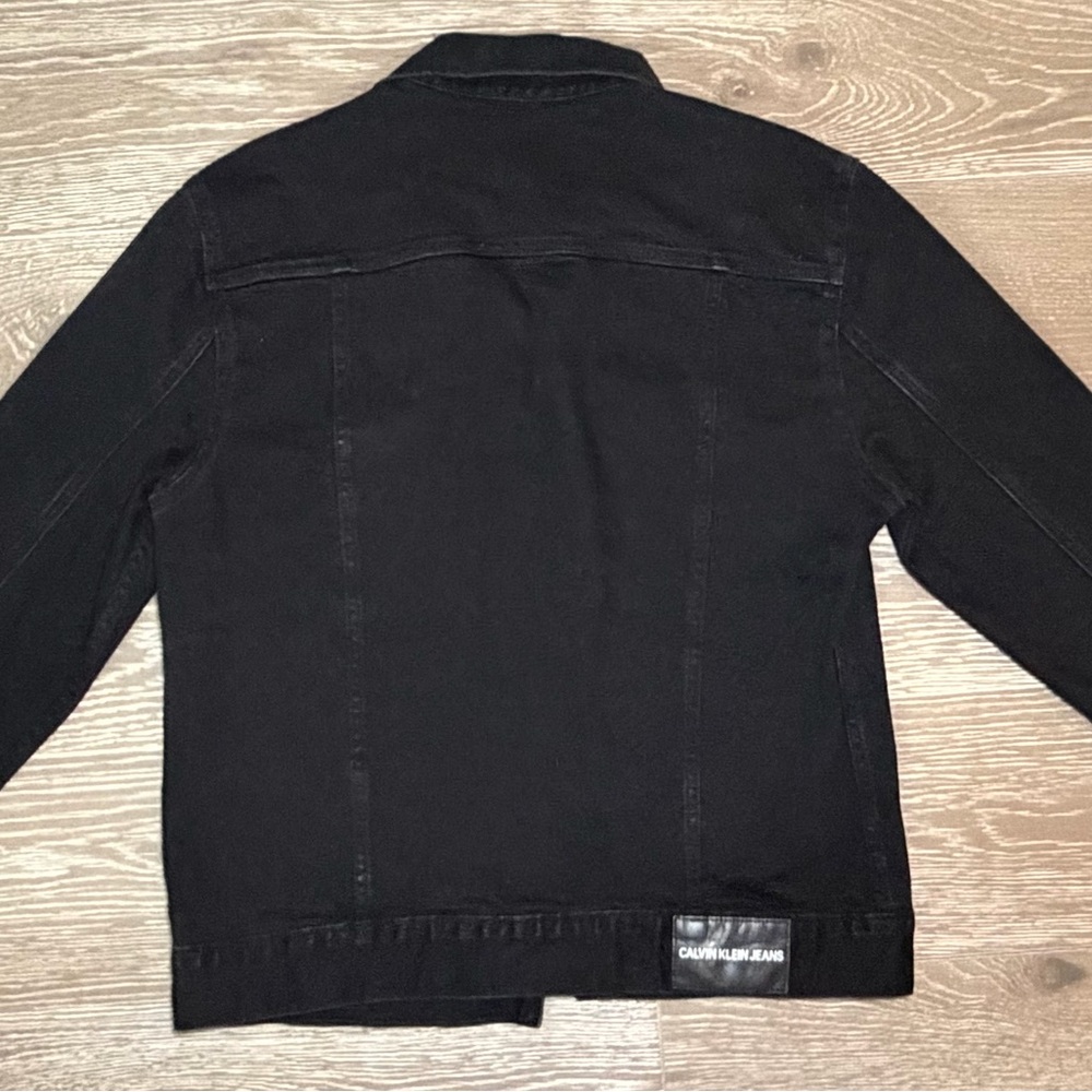 Calvin Klein Jeans Black Denim Jacket | Women’s Size Small | Classic Trucker Sty - Picture 7 of 7